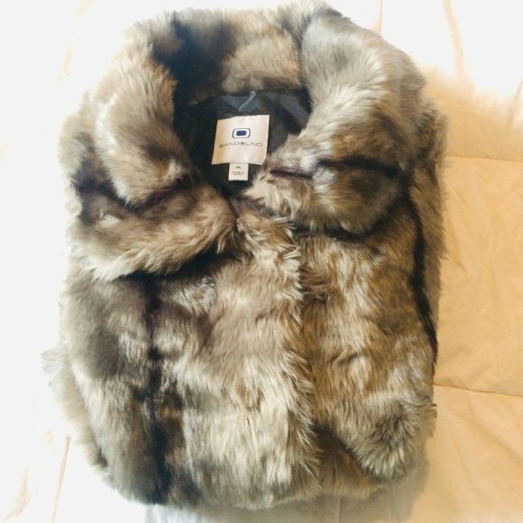 Faux Fur Vest BANDOLINO Size M Sleeveless Gray - Picture 12 of 14